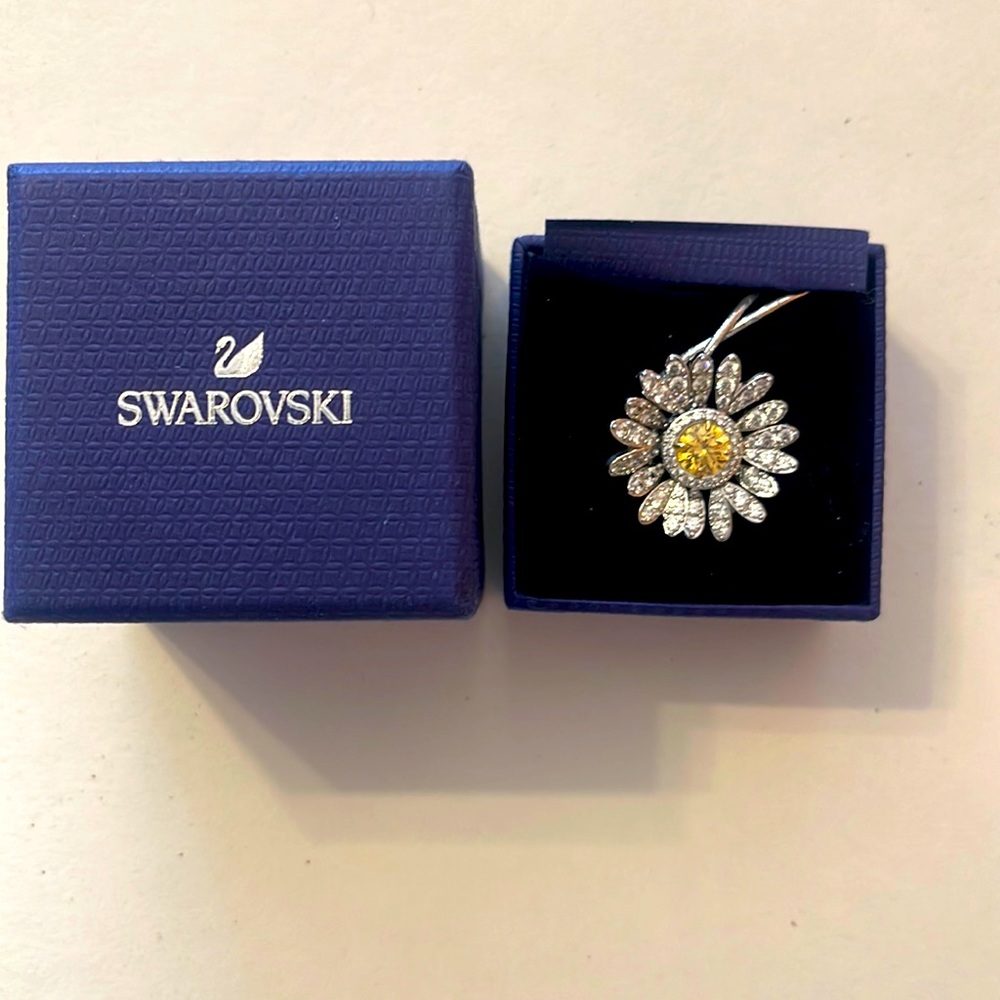Swarovski Ring